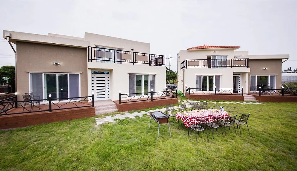 Homechee Pension Csedzsu