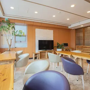 J2家庭酒店 酒店
